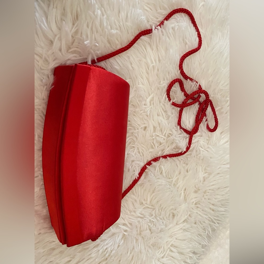 NWT nice evening purse.
